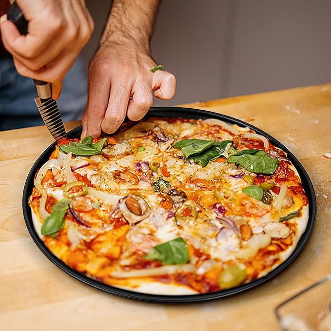 P&P CHEF Pizza Pan Bakeware for Home Kitchen, Stainless Steel Pizza Tray for Baking Pizza, Healthy & Reusable & Easy Clean, Oven & Freezer Safe, 13.5 Inch & Black