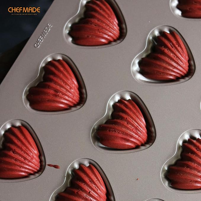 CHEFMADE Madeleine Mold Cake Pan, 12-Cavity Non-Stick Heart-shaped Shello Madeline Bakeware for Oven Baking (Champagne Gold)