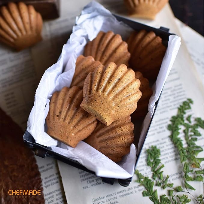 CHEFMADE Madeleine Mold Cake Pan, 12-Cavity Non-Stick Scallop Madeline Bakeware for Oven Baking (Champagne Gold)