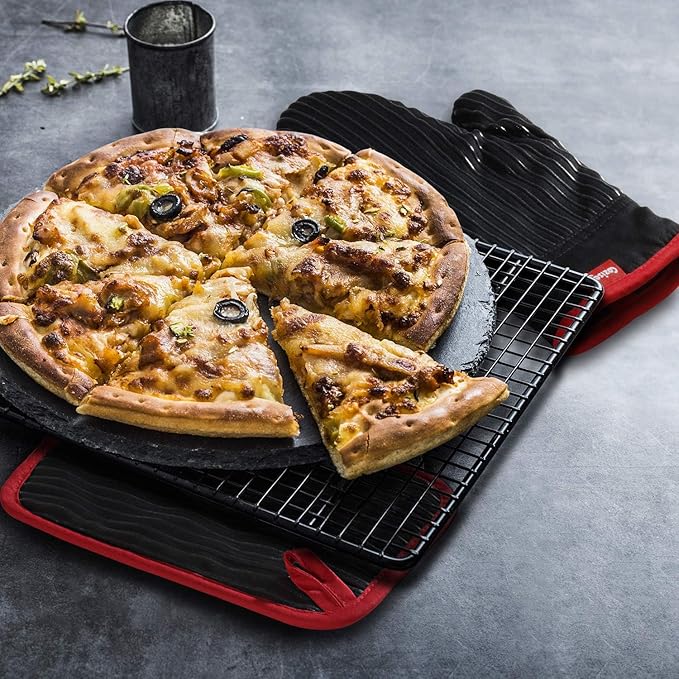 Oven Mitts and Pot Holders Set, Cooking Mitts, Heat Resistant Cooking Mitts and Pot Holders, Silicon Oven Gloves Set for Kitchen, Pure Cotton and Terrycloth Lining, Black, 4 Pcs Set