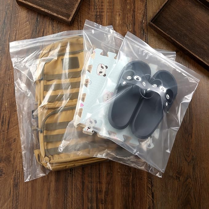 16" x 20" Large Thick 2.4 Mil Clear Zip Seal Lock Poly Bags Reclosable Plastic Bags Clothing T-Shirts Shoes Toys Snack Zipper Bag (30 Pack）