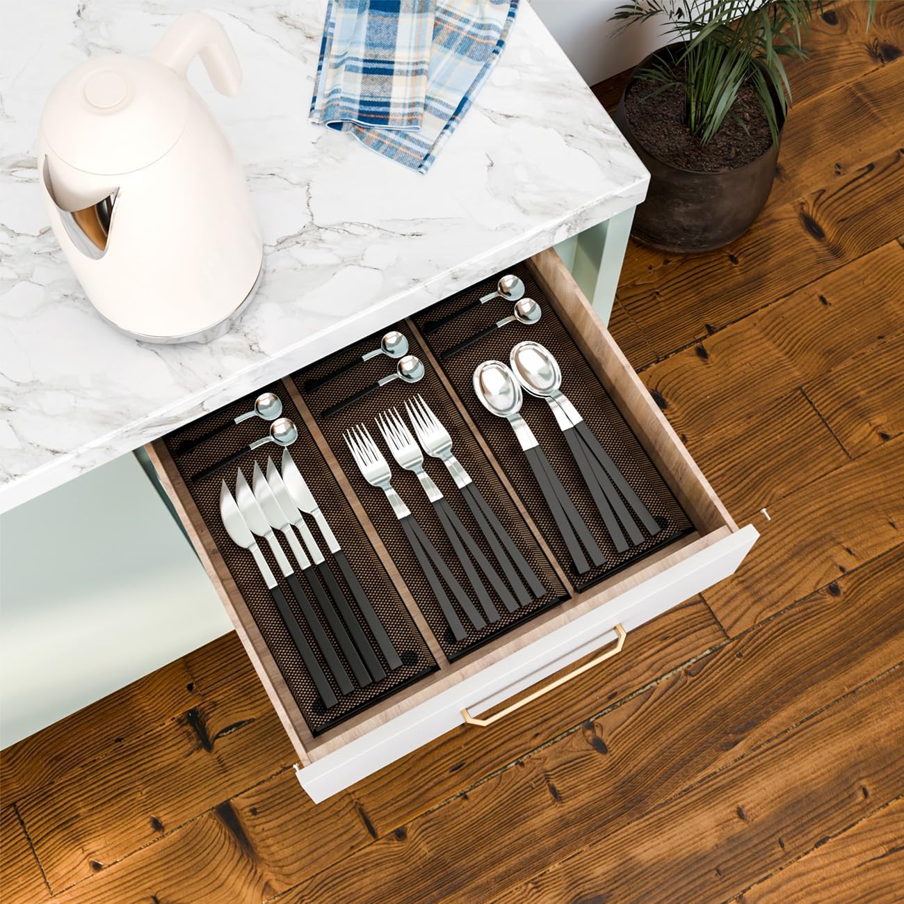 BYCY Silverware Drawer Organizer, Mesh Utensil Organizer for Kitchen Storage, Black Steel Metal Mesh Tray for Flatware Fork Spoon Knife… (15 * 6-4P-Black)