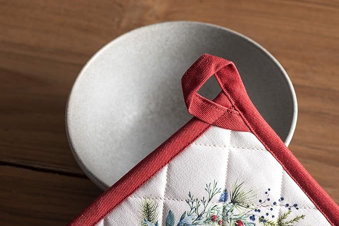 Maison d' Hermine Pot Holders Set 100% Cotton Heat Resistant Potholders 8" x 8" Hot Pads with Loop BBQ, Cooking, Baking, Grilling, Kitchen, Handling Hot Pans (Pack of 2, Holly Time)