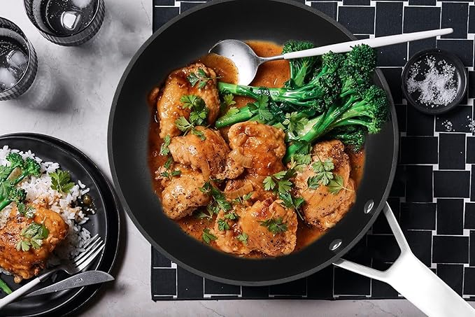 MsMk 12 1/2 inch Non Stick Frying Pan with Lid,Titanium and Ceramic Nonstick Large Skillet，Stay-Cool Handle,Scratch-resistant,Non-Toxic,Induction，Dishwasher Safe, Oven Safe to 700°F