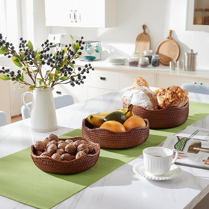 YANGQIHOME Rattan Round Fruit Baskets, Wicker Storage Bowls, Natural Woven Serving Basket Bowls, Decorative Baskets for Kitchen Counter Organizing, Brown, Set of 3