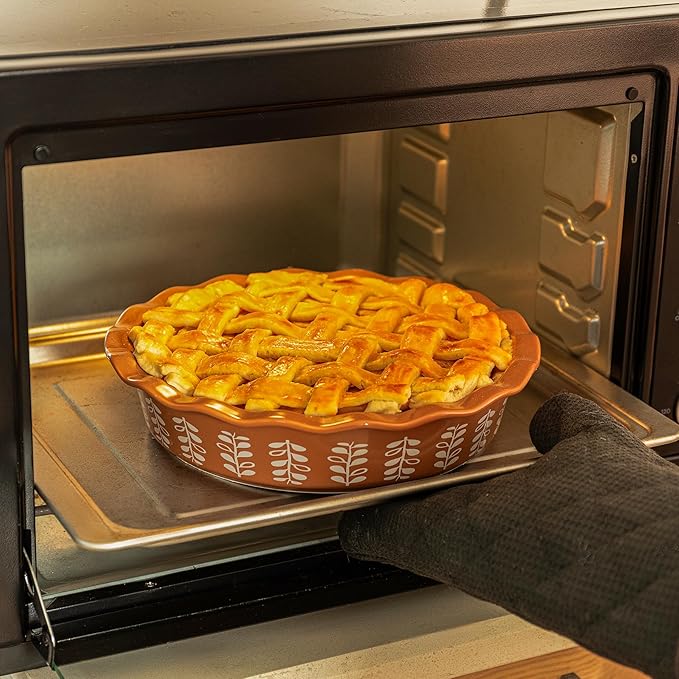 Sweese Porcelain Deep Fluted Pie Dish for Baking - 9 inch Porcelain Pie Plate for Apple, Quiche, Pot Pies, Tart - Leaf - Brown