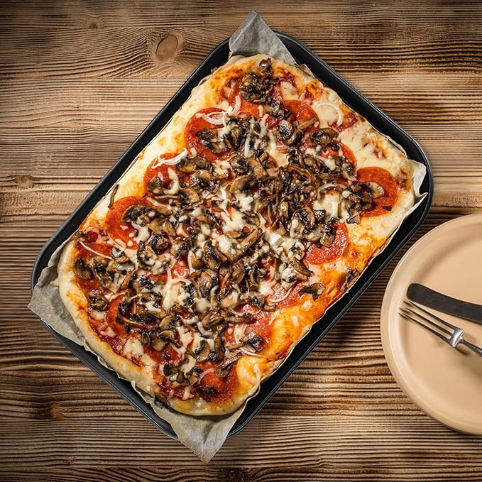 SOUJOY Springform Cake Pan, Non-stick Cheesecake Pan, 14 x 9 Inch Large Rectangle Cake Pan with Removable Bottom, Ice Cream Cake Bakeware, Black