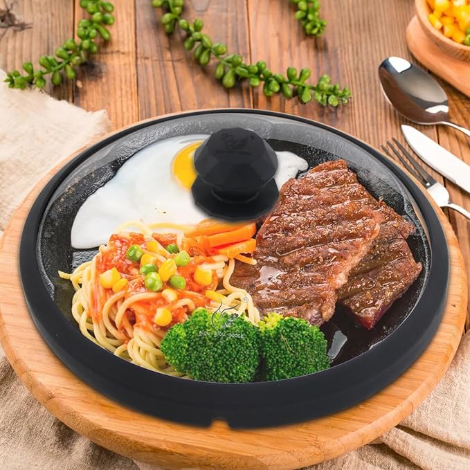 Glass Microwave Cover for Food 10.5 Inch Microwave Splatter Cover With Easy Grip Diamond Shape Handle Microwave Cover Glass Guard Lid Vented Edge Plate Cover for Heating Food (Black)