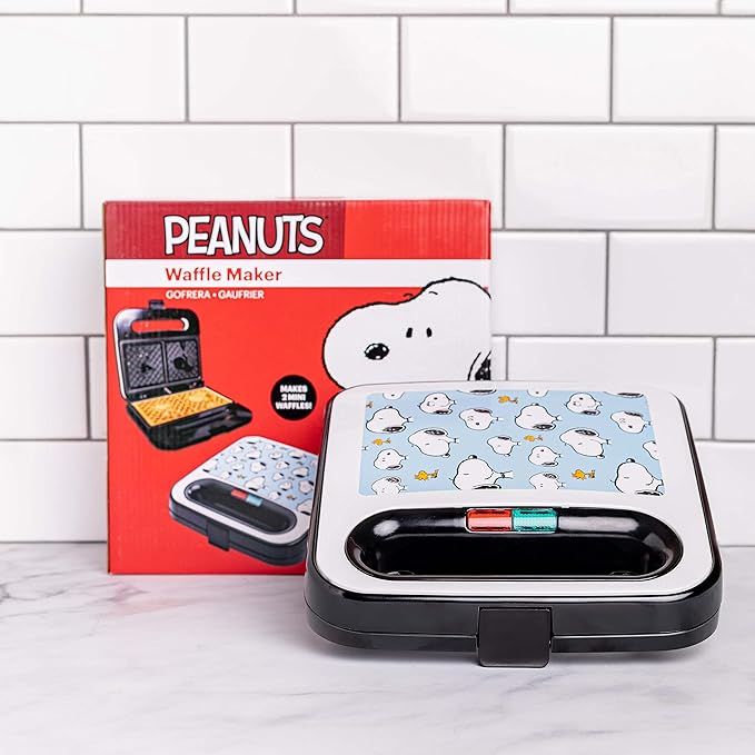 Uncanny Brands Peanuts Waffle Maker - Make Snoop and Woodstock Waffles - Kitchen Appliance