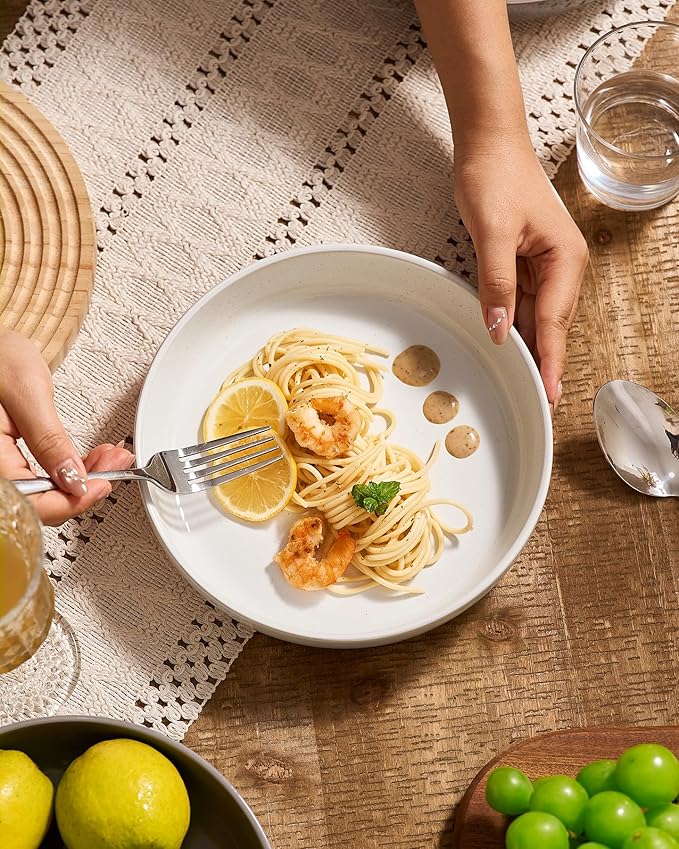 famiware Milkyway 33 oz Bowl Set, Pasta Bowls Set of 4, Salad Bowls, Double Reactive Glaze, Sturdy & Stackable, Ideal for Housewarming, Festivals, White & Dark Gray