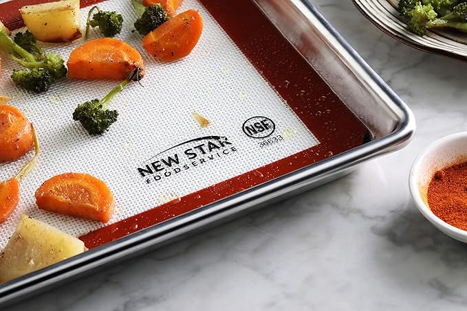 New Star Foodservice 36633 Commercial Grade Silicone Baking Mat Non-Stick Pan Liner, 8 x 12 Inch (Quarter Size)