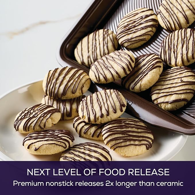 Circulon Nonstick Bakeware, Nonstick Cookie Sheet / Baking Sheet - 11 Inch x 17 Inch, Chocolate Brown