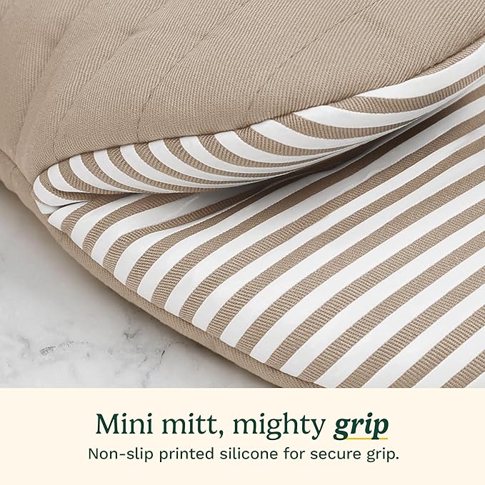 Cuisinart Mini Oven Mitts – 5.5” x 8” Heat-Resistant Kitchen Mitts for Oven with Non-Slip Printed Silicone, Cotton Filling, and Faux Leather Loop – Durable Oven Mitt Set for Cooking & Baking (Horizon)