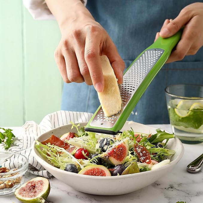 Spring Chef Premium Lemon Zester Grater with Handle - Orange, Garlic, Ginger, Nutmeg, Cheese Grater- Handheld Sharp Kitchen Tool - Stainless Steel Citrus Zester with Blade Cover - Fine Shred, Green