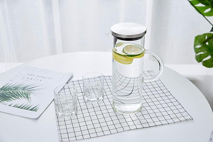 Karafu Pitcher, Glass Pitcher with Handle and Lid, 50 Oz Handmade Water Jug for Hot/Cold Water, Ice Lemon Tea and Juice Beverage