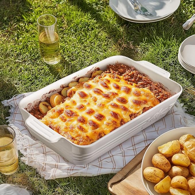Casserole Dishes for Oven,9x13 Ceramic Baking Dish,4.2 Quarts Large Lasagna Pan with Handles Deep and Large Capacity,Durable Bakeware for Lasagna, Home Decor, Wedding Gift, White
