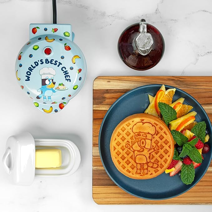 Uncanny Brands Bluey Mini Waffle Maker – Fun Character Waffles – Easy to Use and Clean