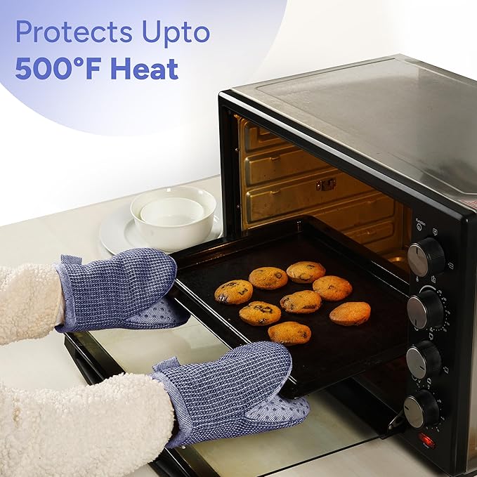 Casa Platino Silicone Oven Mitts & Potholders, 4-Piece – Pot Holders and Oven Mitts for BBQ & Baking, Oven Mitt for Kitchen & Microwave – Heat Resistant Up to 500°F, Durable & Flexible – Indigo