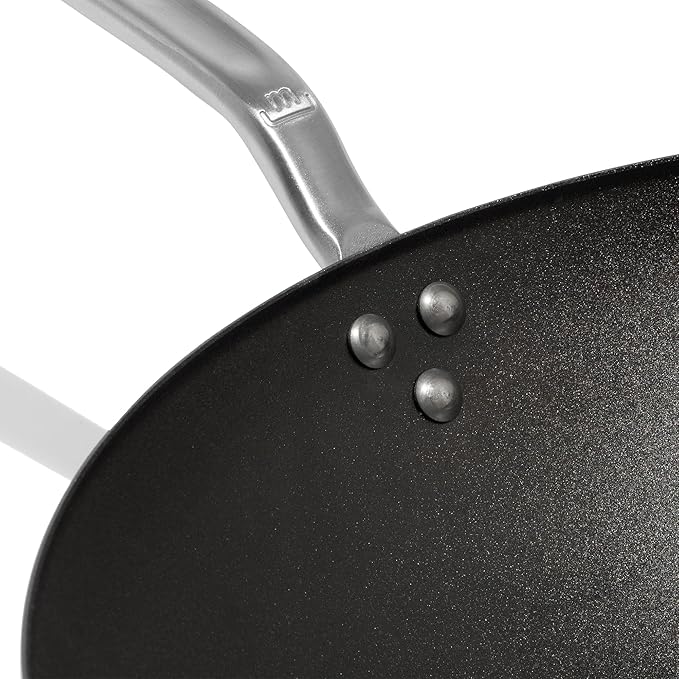 Made In Cookware - 13" Seasoned Carbon Steel Wok - (Like Cast Iron, but Better) - Professional Cookware - Crafted in Sweden - Induction Compatible