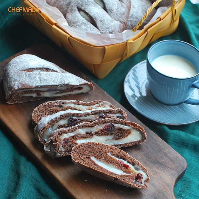 CHEFMADE 13-Inch Rimmed Baking Pan, Non-Stick Carbon Steel Cookie Sheet Pan for Oven Roasting Meat Bread Jelly Roll Battenberg Pizzas Pastries 9.7" x 13.6" x 1" (Champagne Gold)