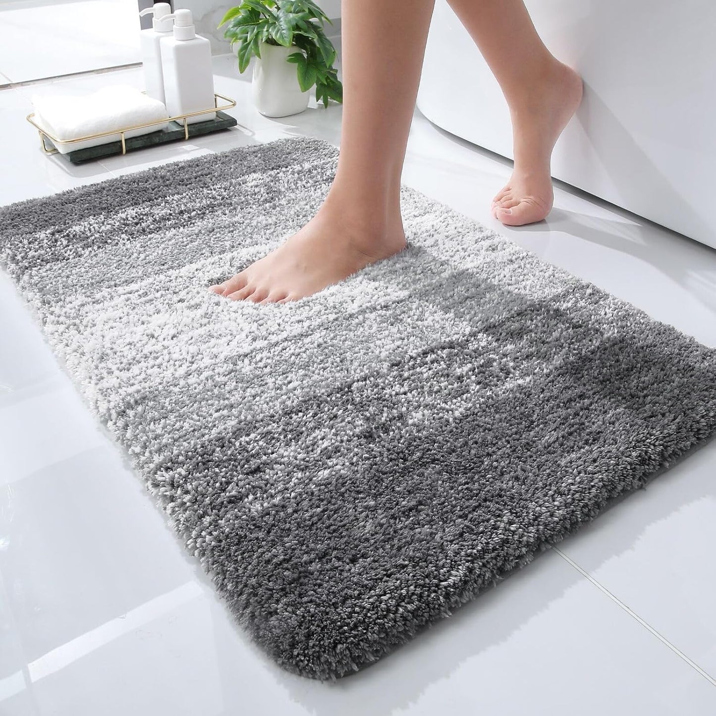 OLANLY Bathroom Rugs Mat 24x16, Extra Soft Absorbent Microfiber Bath Rugs, Rubber Backing, Quick Dry, Machine Washable Bath Mats for Bathroom Floor, Tub and Shower, Home Decor Accessories, Grey