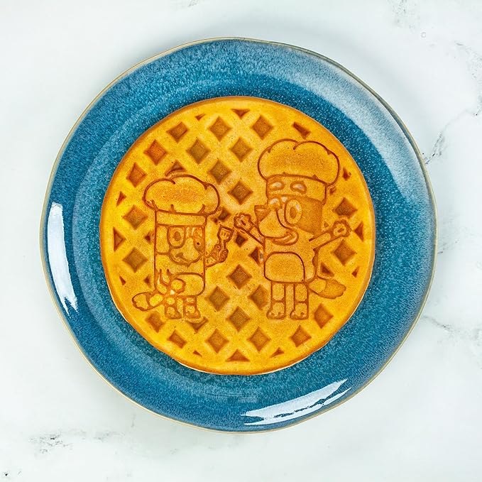 Uncanny Brands Bluey Waffle Maker – Non-Stick Round Waffle Iron – Easy to Use and Clean