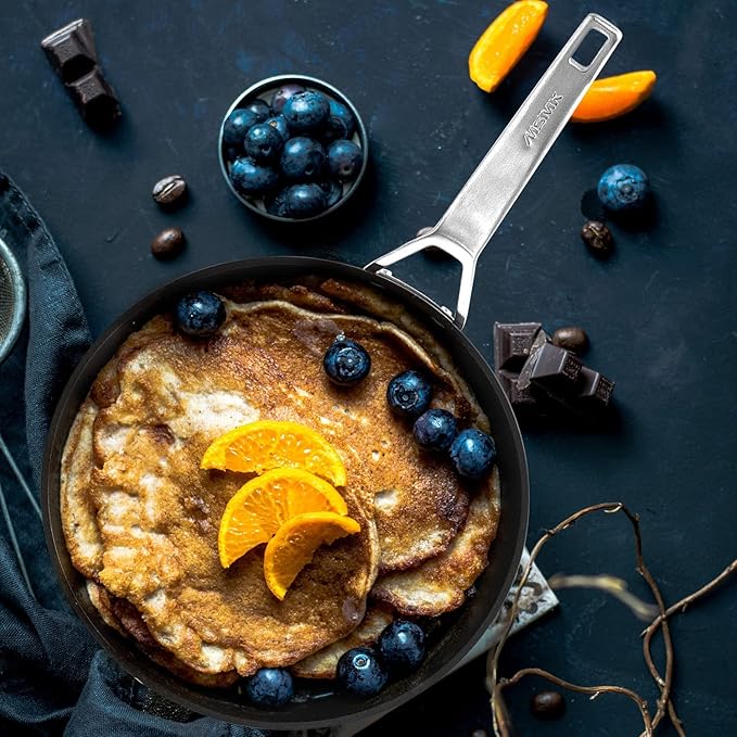 MsMk 7 inch Small Egg Nonstick Frying Pan with Lid, Eggs Omelette Burnt also Non stick, Scratch-resistant, Induction Skillet, Oven Safe to 700°F Pan for Cooking, Dishwasher Safe