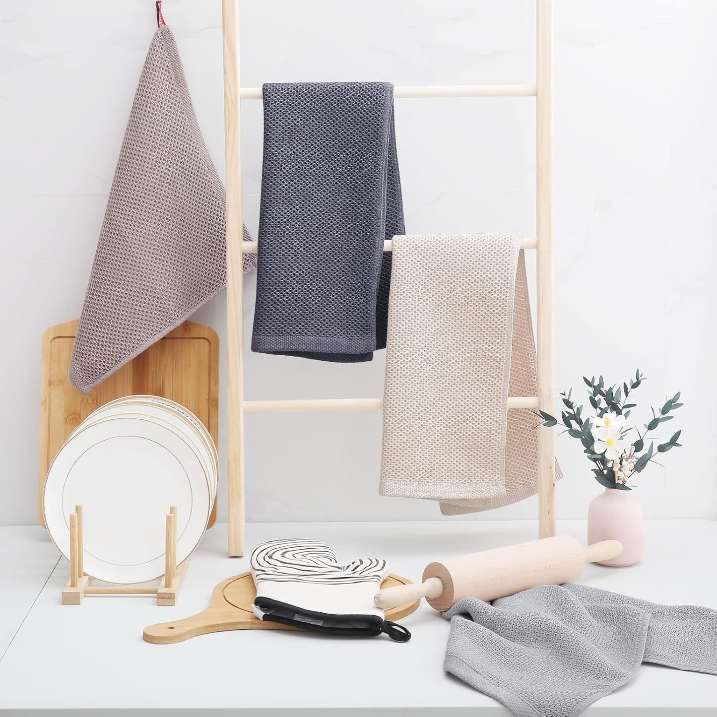 Homaxy 100% Cotton Waffle Weave Kitchen Dish Towels, Ultra Soft Absorbent Quick Drying Cleaning Towel, 13 x 28 Inches, 4-Pack, Dark Grey