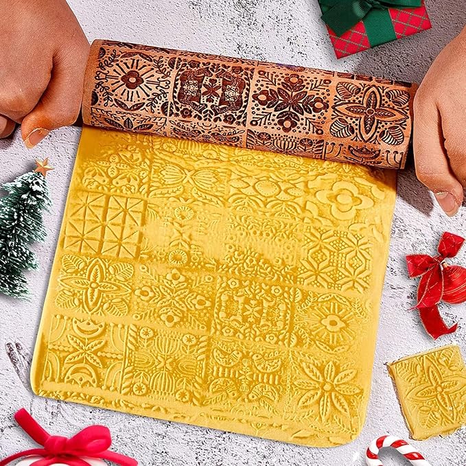 Christmas Wooden Rolling Pin for Baking Engraved Embossing Rolling Pin Cookie Stamps Roller Square Grid Cookies Mold Kitchen Decor Tools for Baking Embossed Cookies (European Fashion)