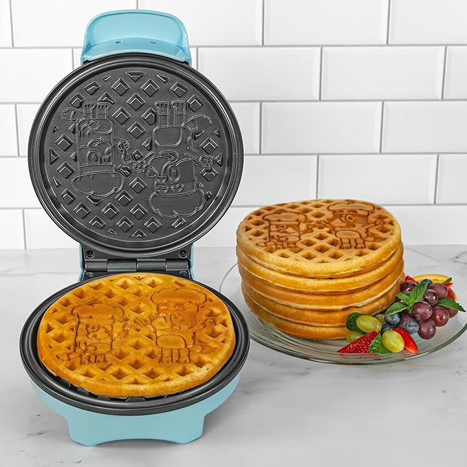 Uncanny Brands Bluey Waffle Maker – Non-Stick Round Waffle Iron – Easy to Use and Clean