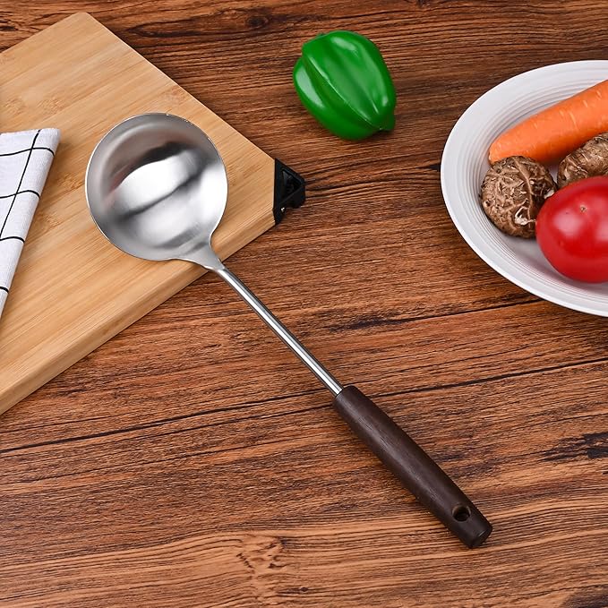 FJNATINH Soup Ladle, Stainless Steel Ladle with Heat Resistant Wooden Handle, Food Grade Metal Cooking Soup Spoon Kitchen Tools, Easy to Clean