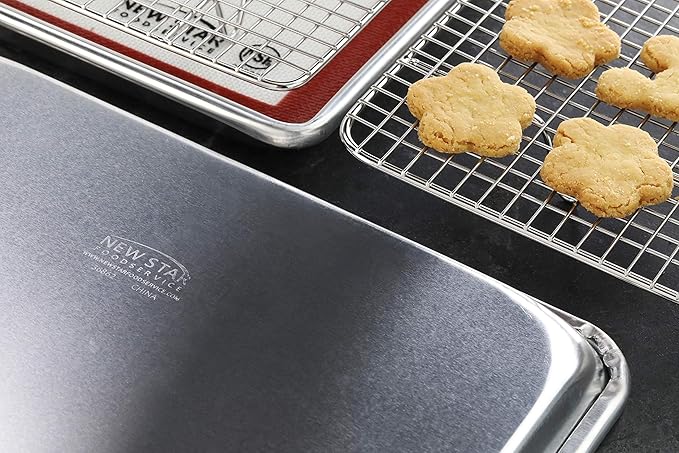 New Star Foodservice 1028751 Commercial-Grade Bun Pan/Baking Sheet, Baking Mat, Cooling Rack Combo, 1/4 and 1/2 Sizes Each