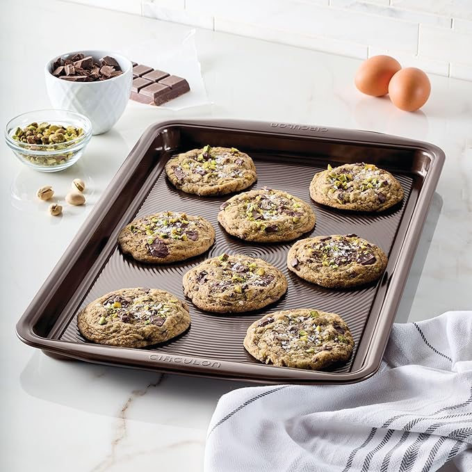 Circulon Nonstick Bakeware, Nonstick Cookie Sheet / Baking Sheet - 11 Inch x 17 Inch, Chocolate Brown