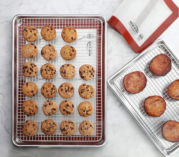 New Star Foodservice 1028751 Commercial-Grade Bun Pan/Baking Sheet, Baking Mat, Cooling Rack Combo, 1/4 and 1/2 Sizes Each