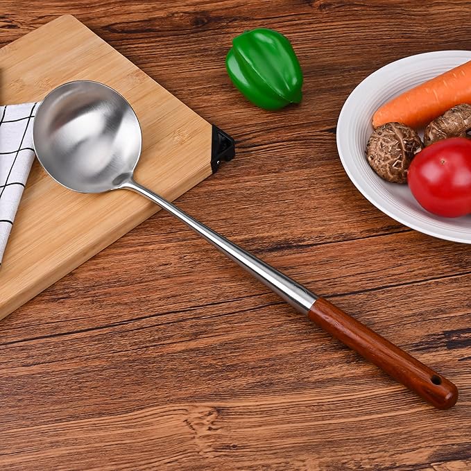 FJNATINH Soup Ladle, Stainless Steel Cooking Ladle for Soup Sauces, Kitchen Ladle Spoon with Heat-proof Wooden Handle, Easy to Clean