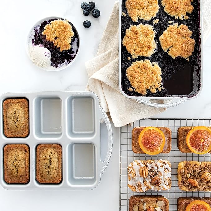 Nordic Ware Procast Mini Loaf