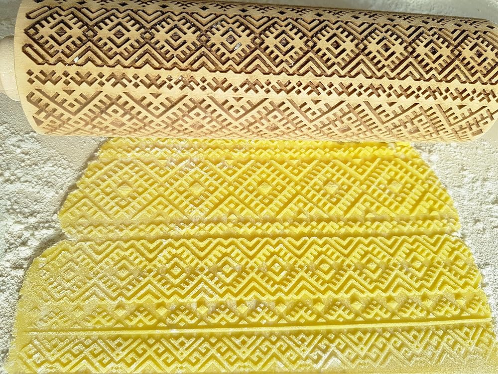 ETHNO RIBBON embossed rolling pin. Engraved dough roller with ethnical pattern for embossed cookies