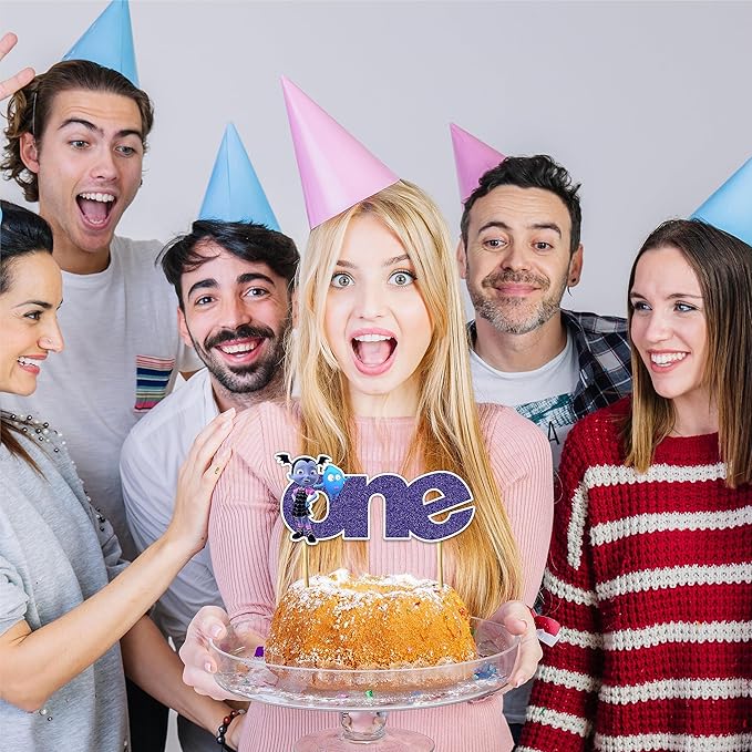 Seyal® Vamprina One Cake Topper