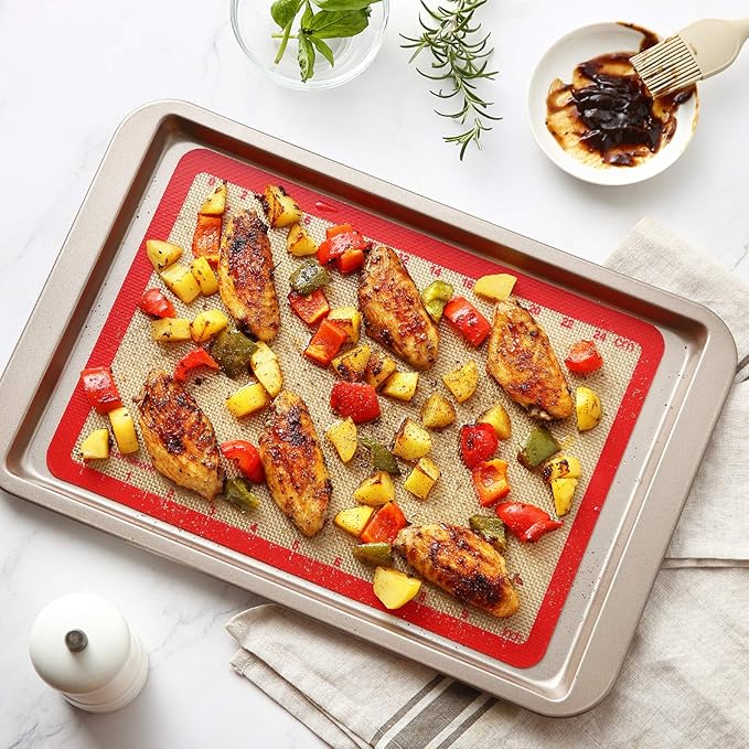 Silicone Baking Mat Set of 6, GUANCI Grade Food Baking mats Non-Stick Reusable Pizza Bakeware Mat for Making Macaroon, Pizza, Cookie, Pastry, Bread, Bun（Red）