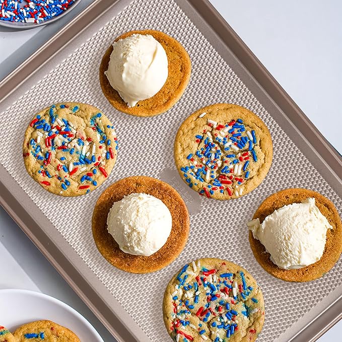 Baker's Secret Baking Sheet Pan Set, 3x Cookie Sheets for Oven, Diamond Texture Premium Air Flow, Set of 3 Baking Trays, Extra Thick 0.6mm with Diamond Base PFOA, PFOS, PTFE and PFAS free