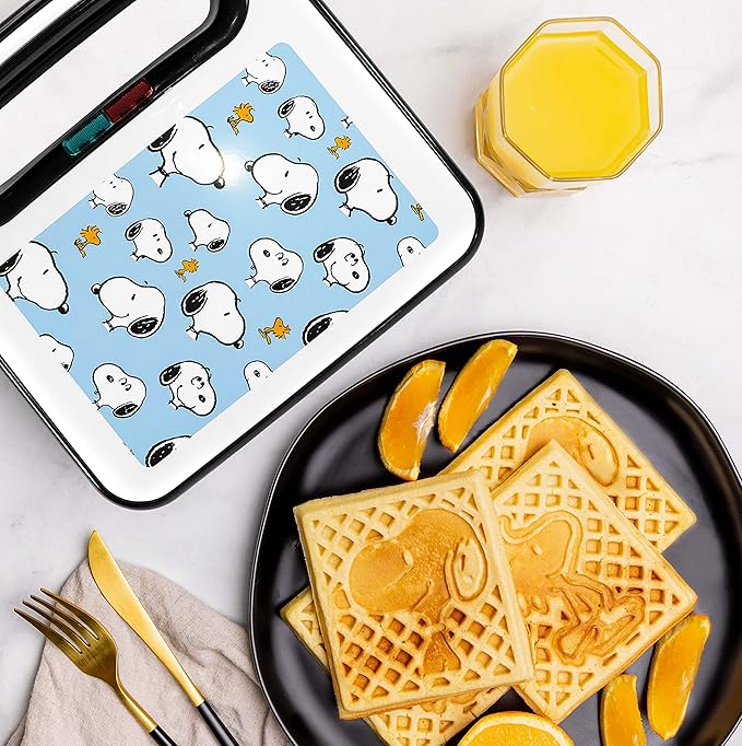 Uncanny Brands Peanuts Waffle Maker - Make Snoop and Woodstock Waffles - Kitchen Appliance