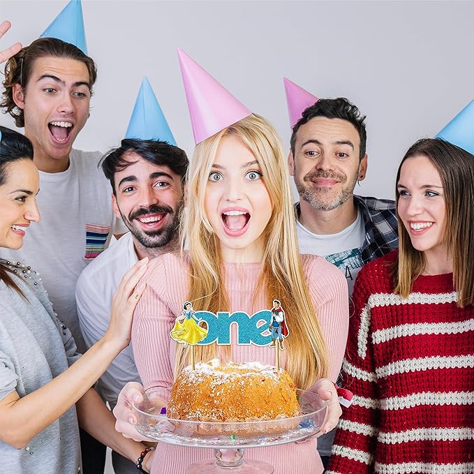 Seyal® Snow White and the Sevn Dwafs One cake topper