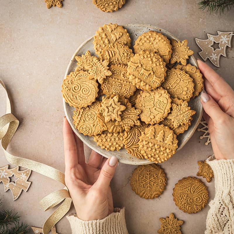 CHRISTMAS 3 Mini Embossed Rolling Pin Set Wooden Laser Engraved Textured rolling pins with Snowflakes, Elks, Christmas Trees and Gifts for Cookies by Algis Crafts